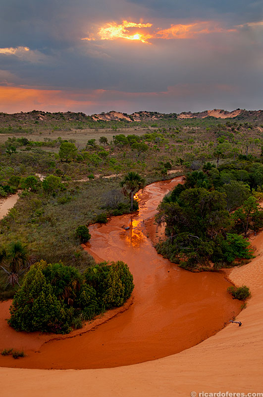 Pôr do sol nas dunas